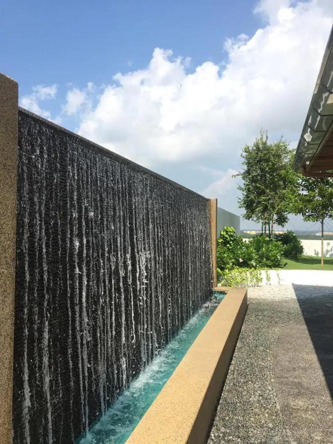 Almas Suite Puteri Harbour-T- Legoland-Jb新山- Sg新加坡 Nusajaya  Exterior photo